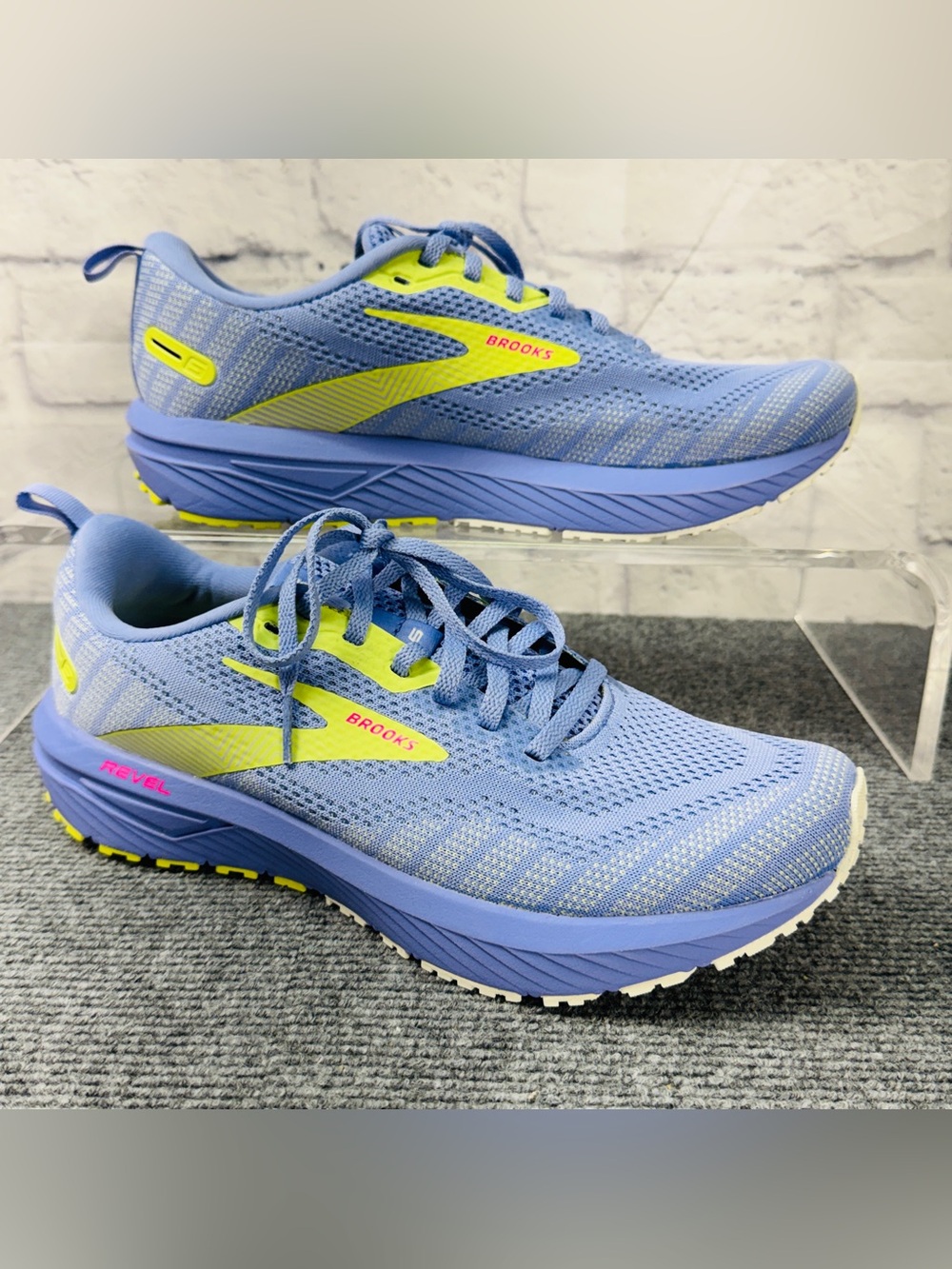 Brooks Revel 6 Women’s Size 10 B Purple Yellow Running Shoes